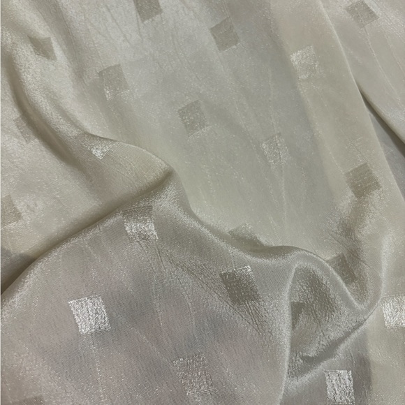 Laura Mae cream checkered button up blouse - Picture 4 of 4